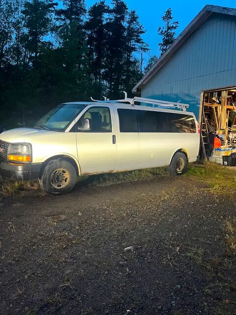 GMC Savana