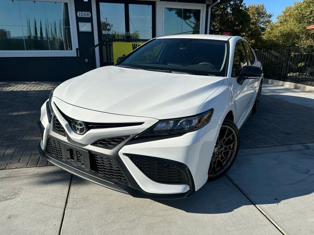 2023 TOYOTA Camry