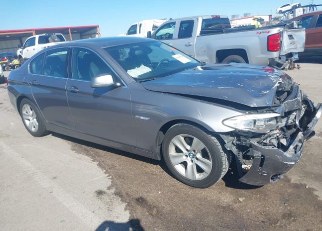 BMW 528i
