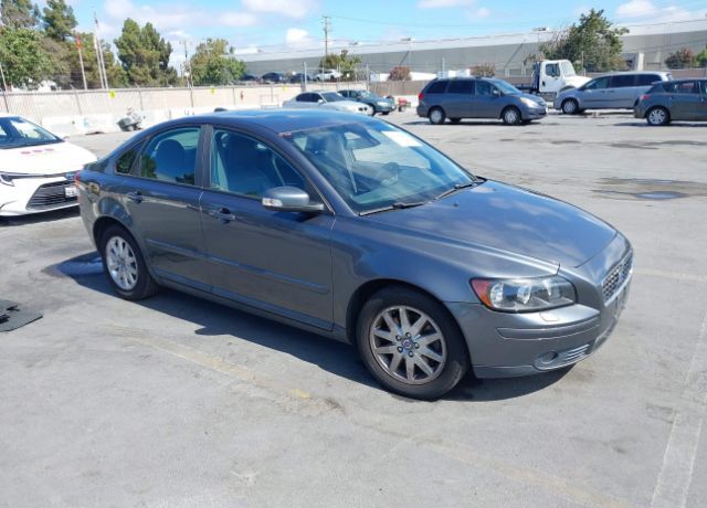 Volvo S40