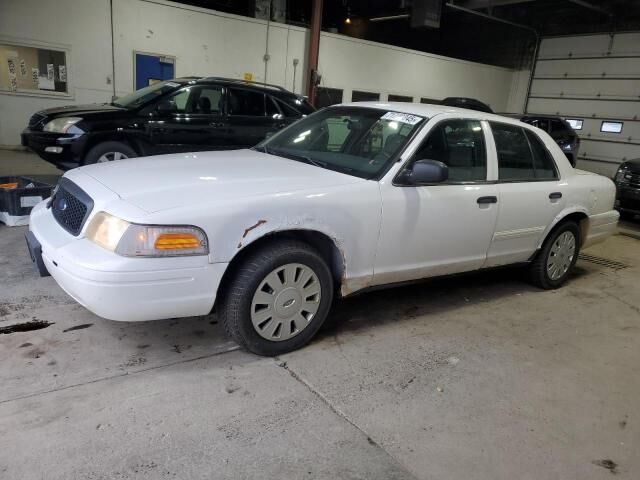 Ford Crown Victoria