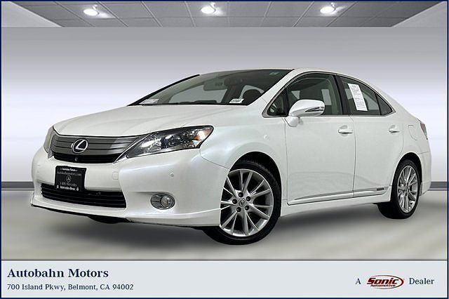 Lexus HS
