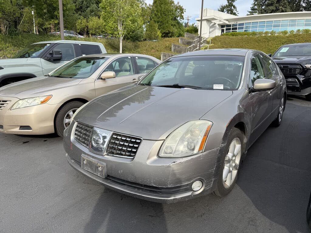 Nissan Maxima