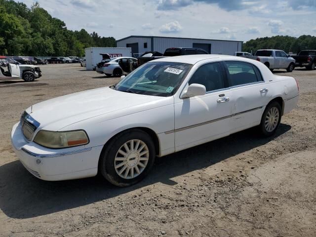 Lincoln Town Car