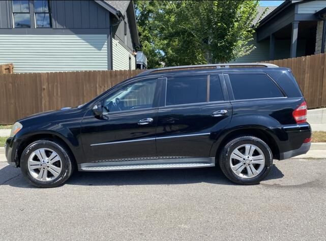 Mercedes-Benz GL-Class