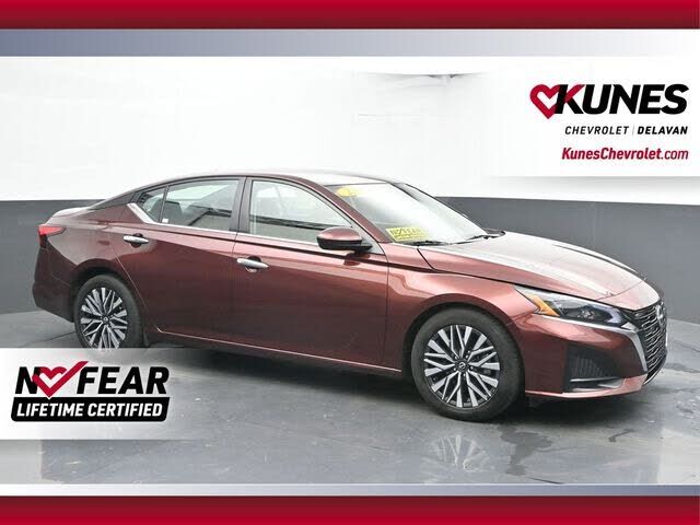 2023 NISSAN Altima