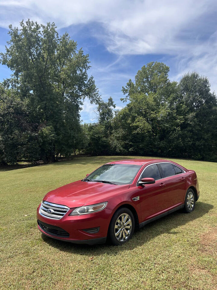 2011 FORD Taurus