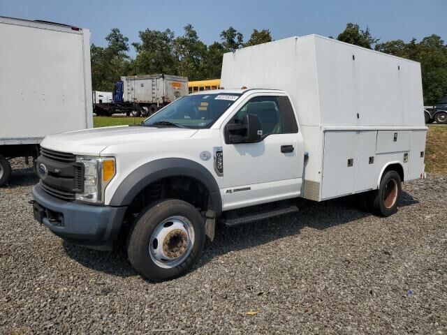 Ford F-550