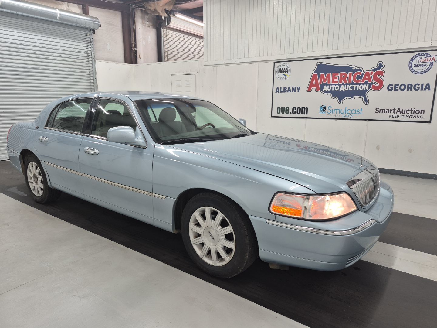 Lincoln Town Car