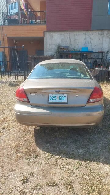 Ford Taurus