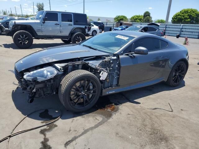 Aston Martin V8 Vantage