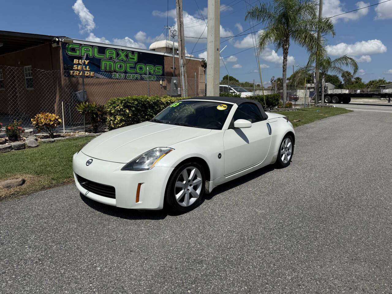 2005 NISSAN 350Z