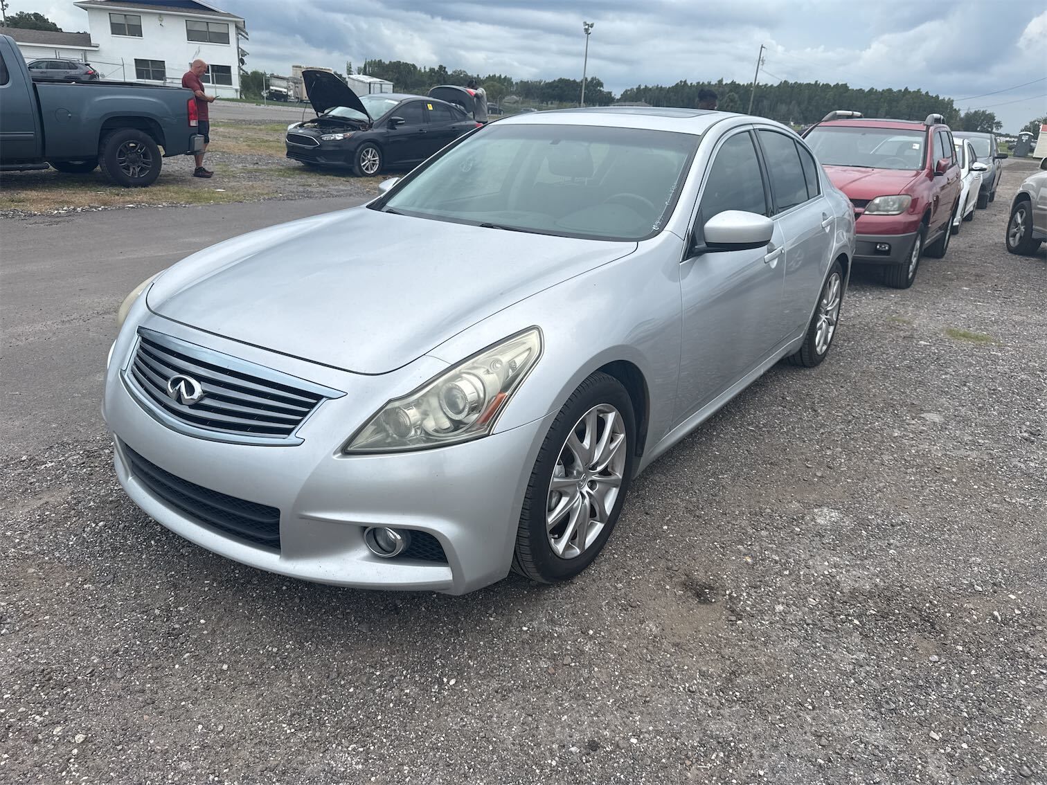 Infiniti G37