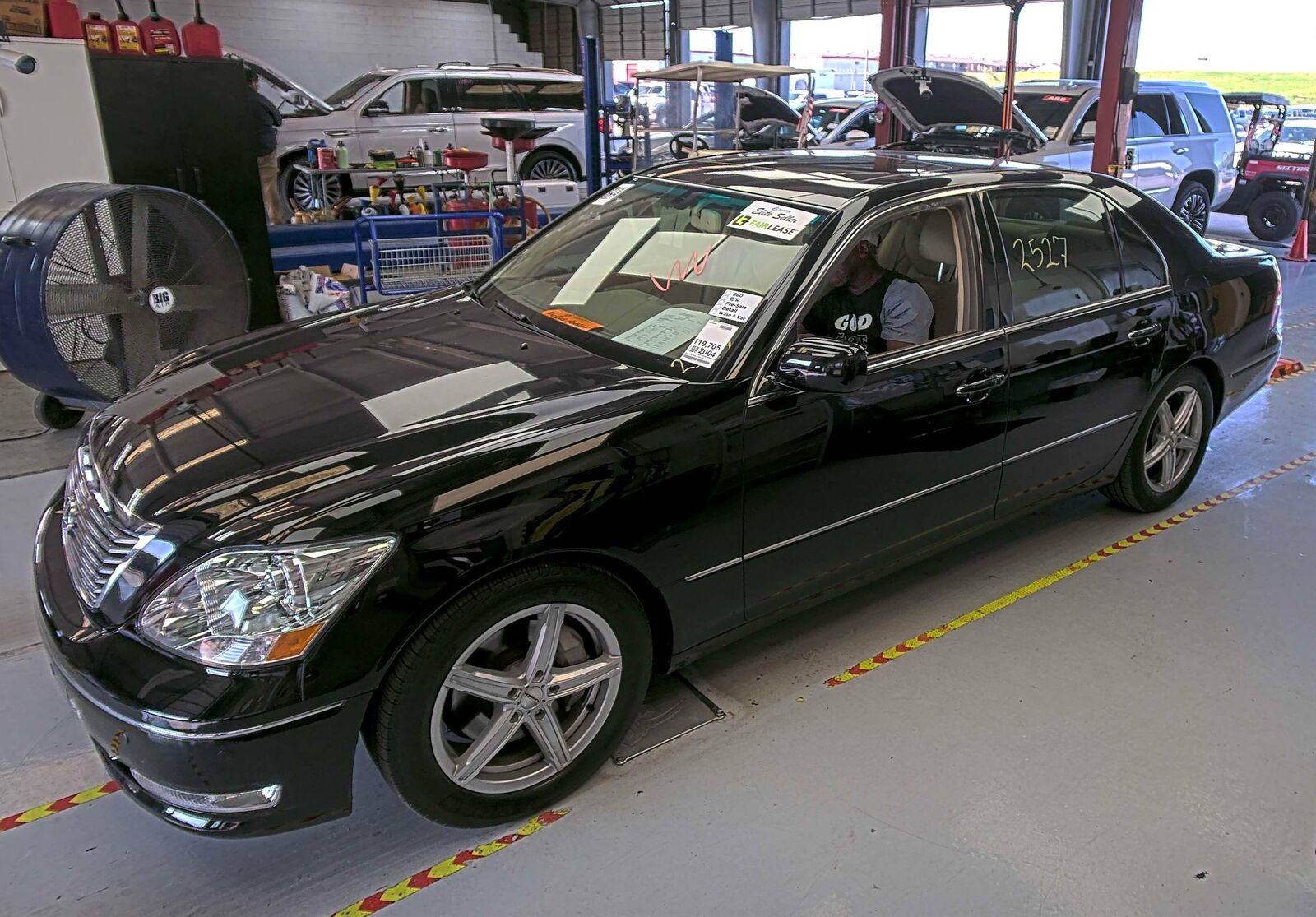 Lexus LS