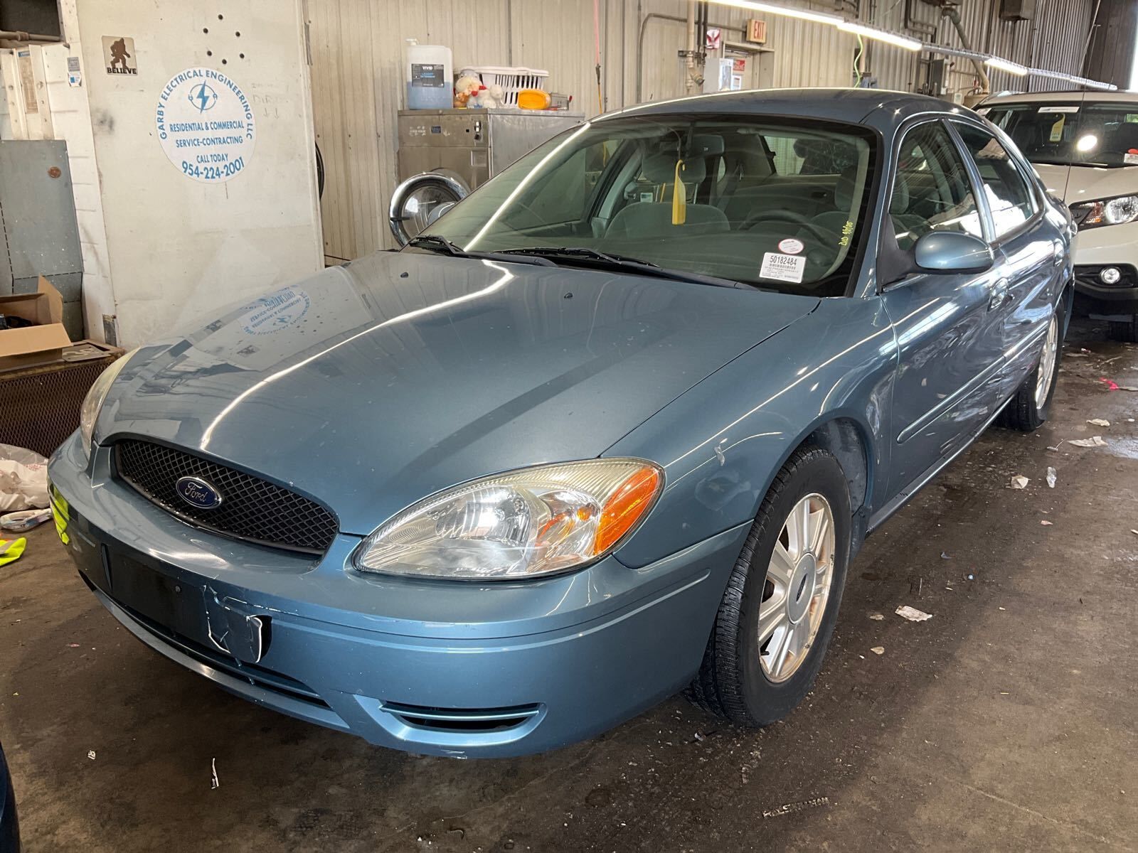 Ford Taurus