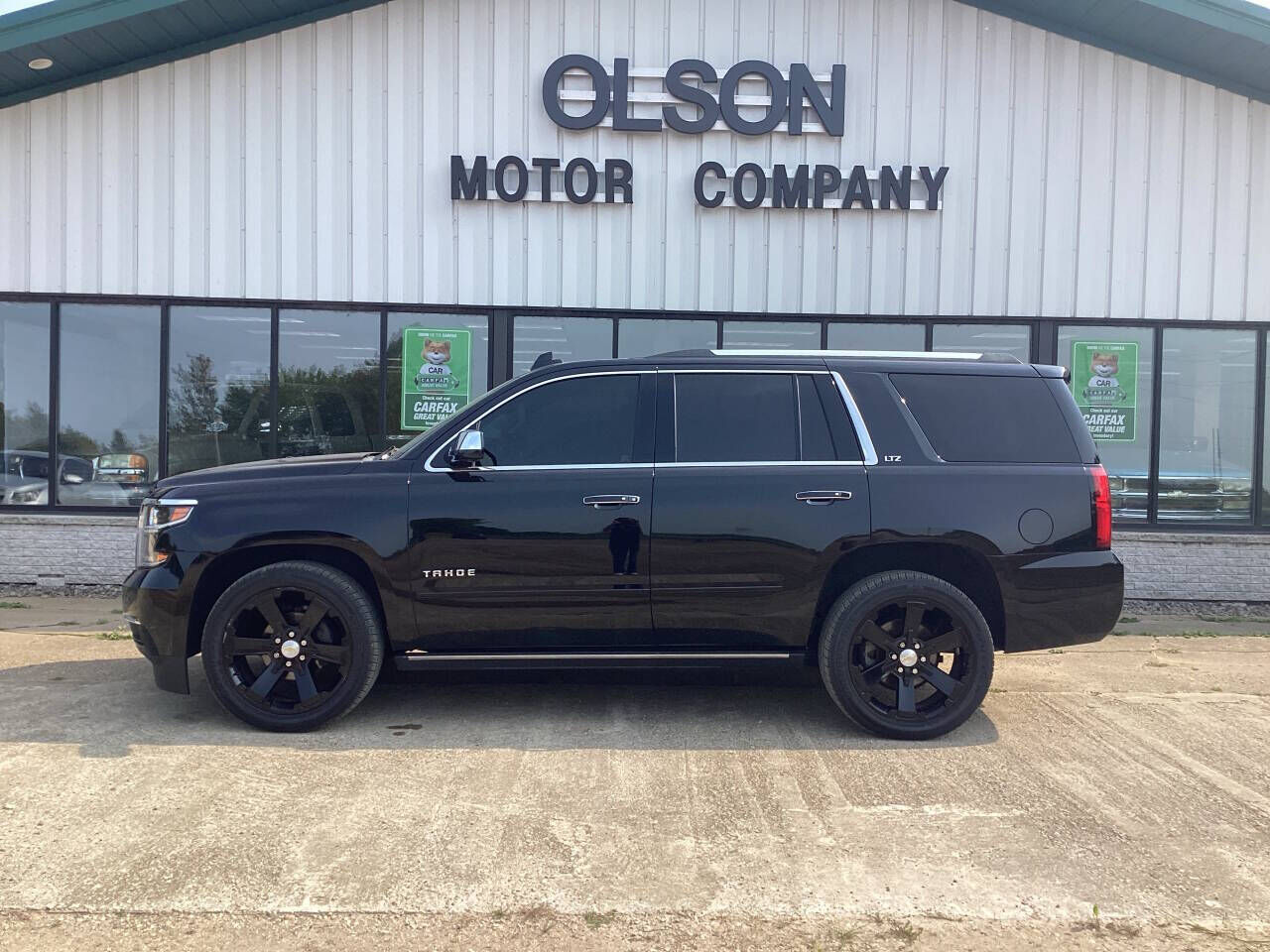 2016 CHEVROLET Tahoe