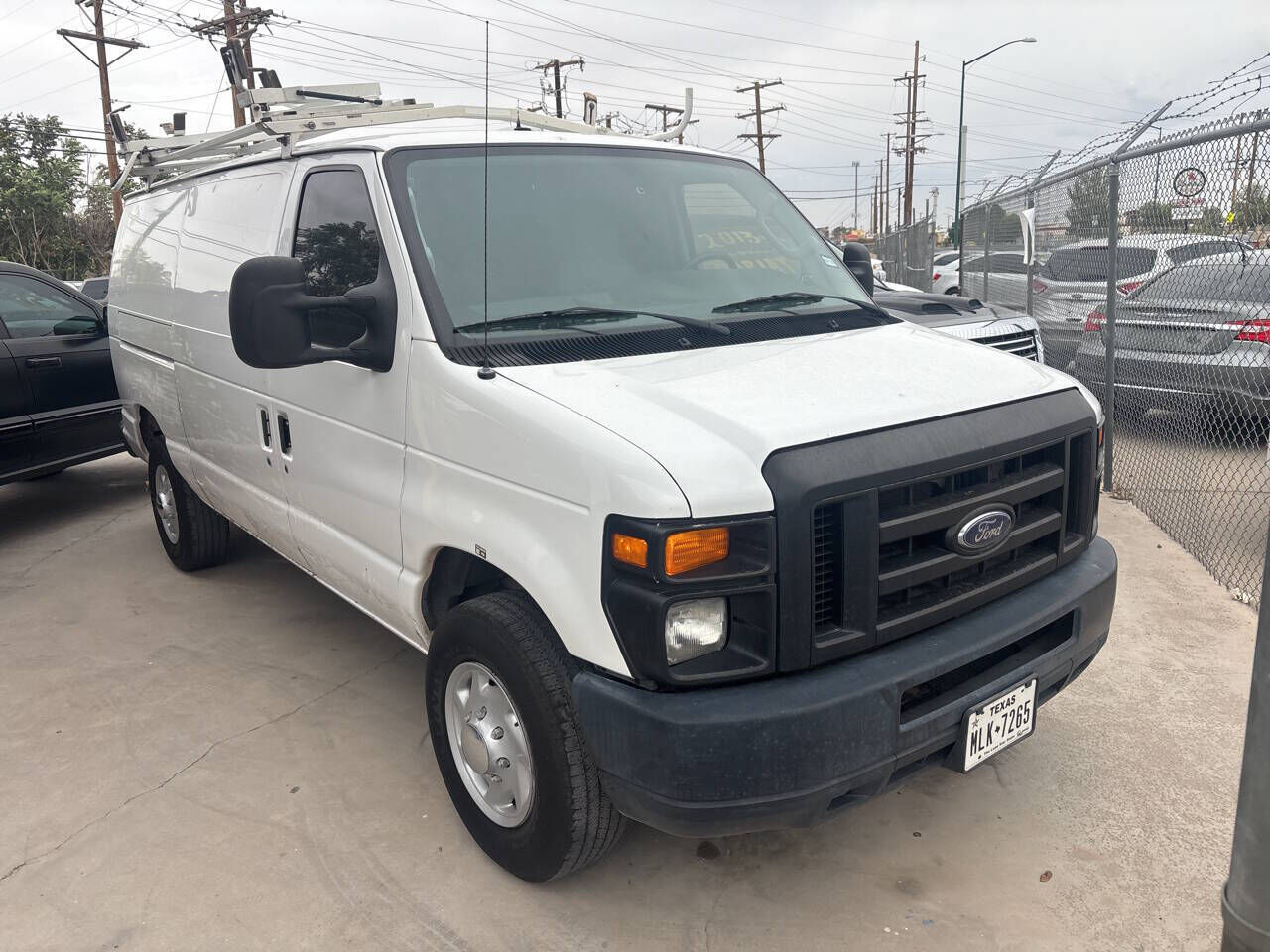 2012 FORD E-250