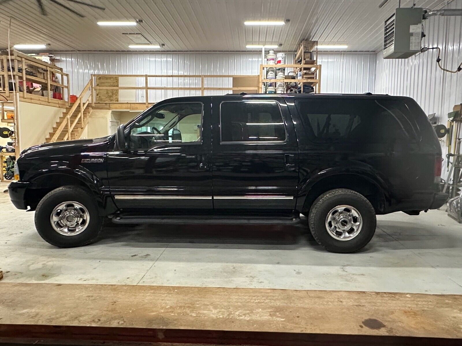 Ford Excursion