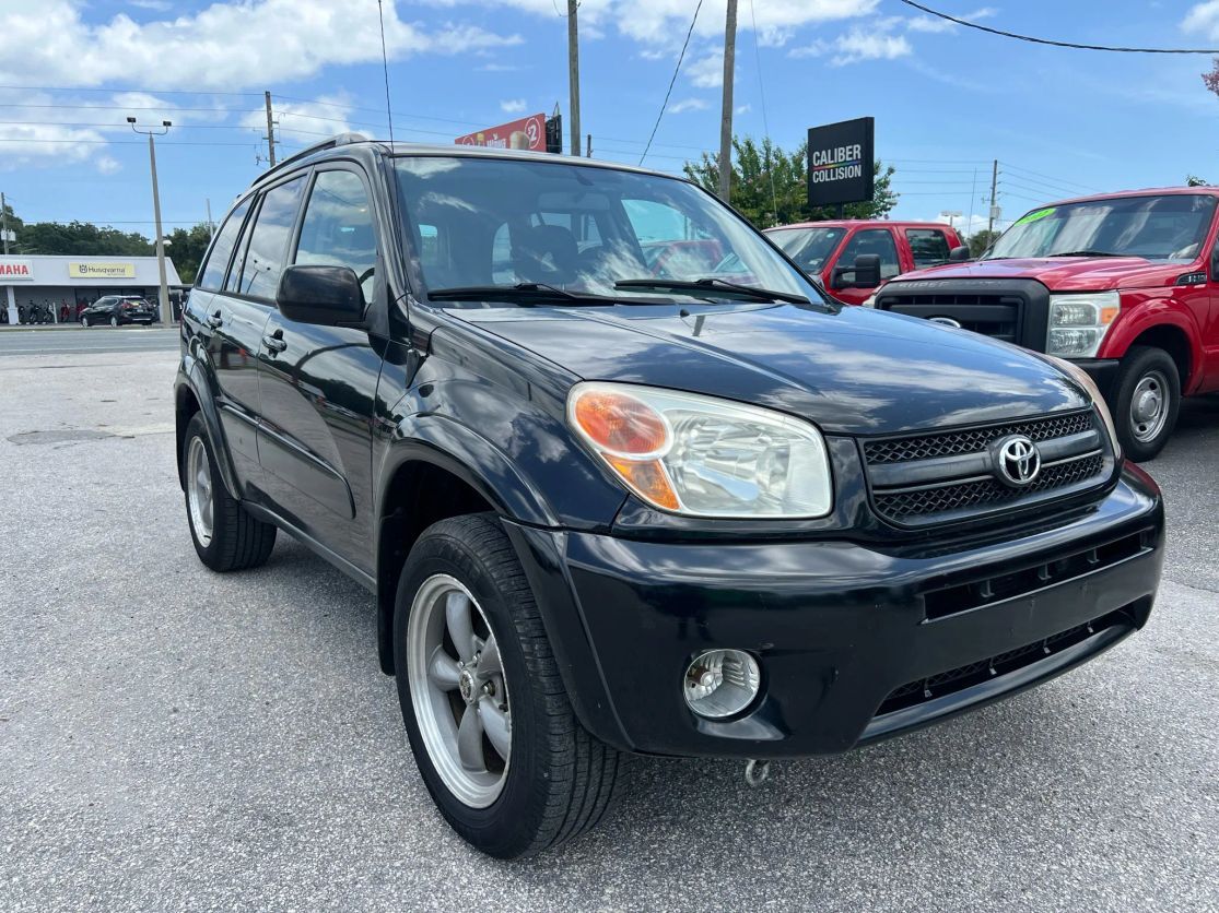 2004 TOYOTA RAV4