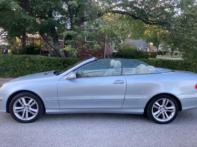 Mercedes-Benz CLK-Class