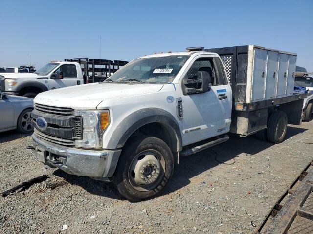 Ford F-550