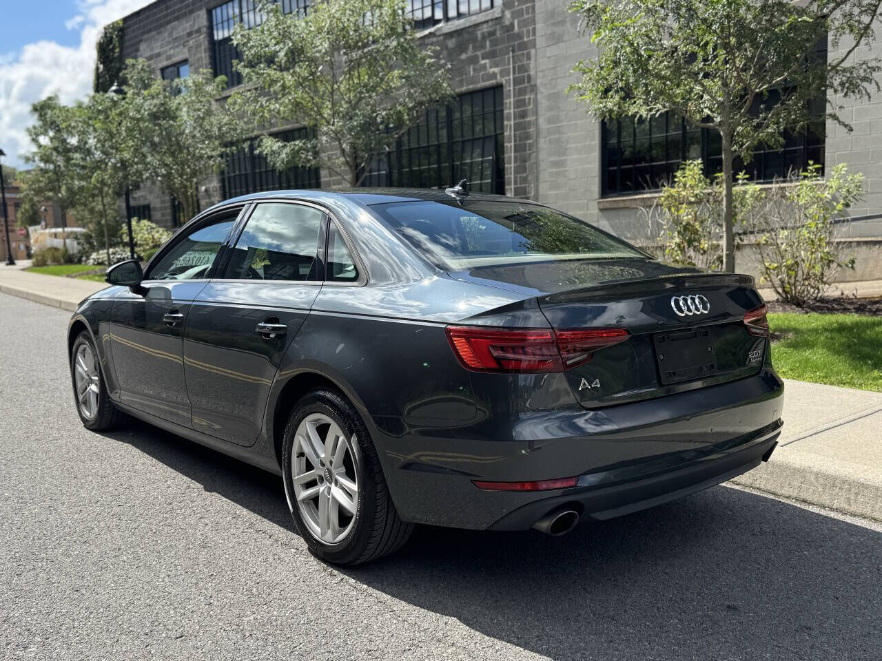 2017 Audi A4
