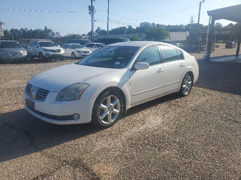 Nissan Maxima