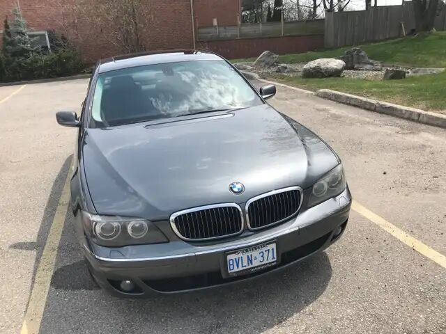 BMW 750i