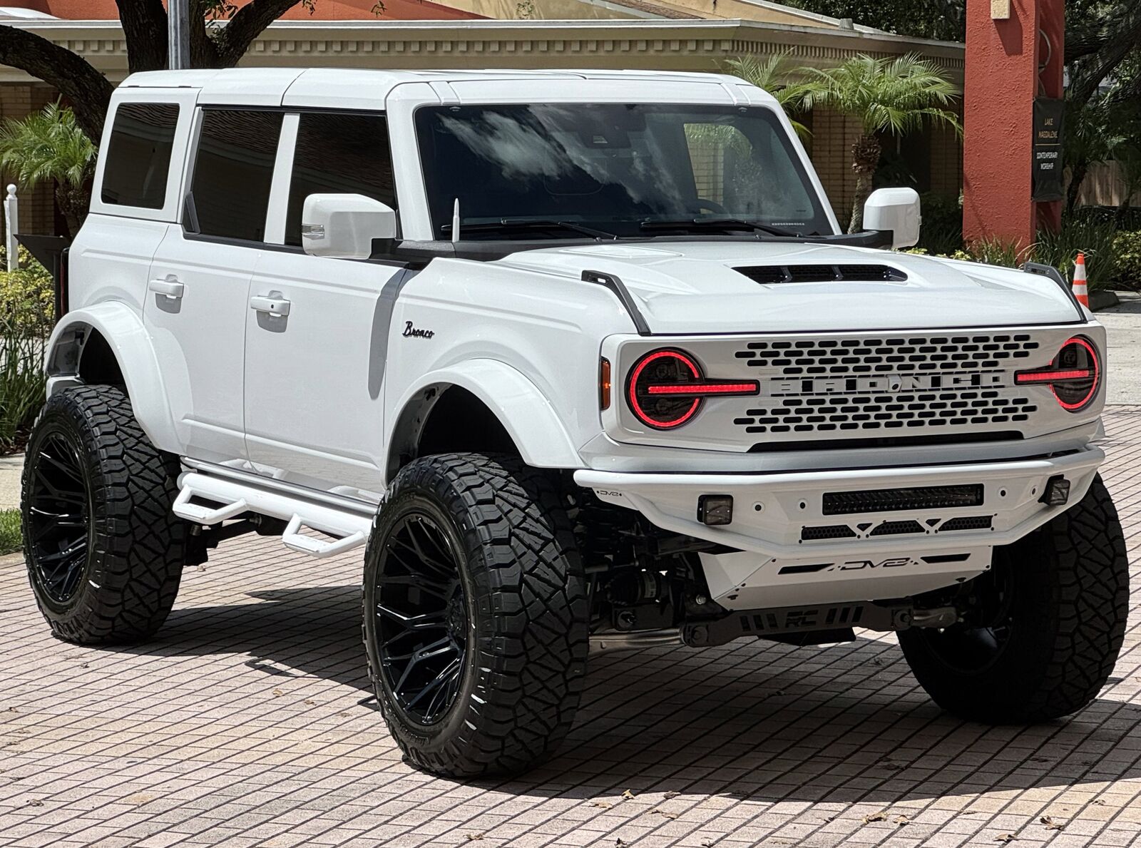 2025 FORD Bronco