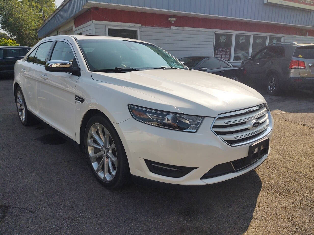 Ford Taurus