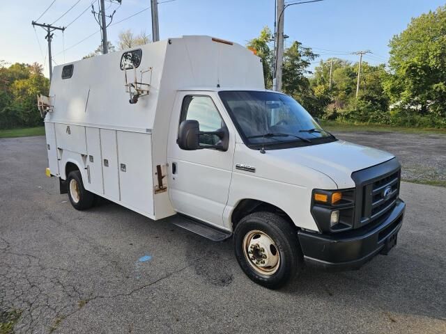 Ford E-450
