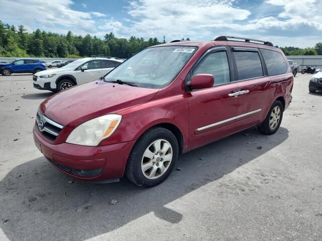 Hyundai Entourage