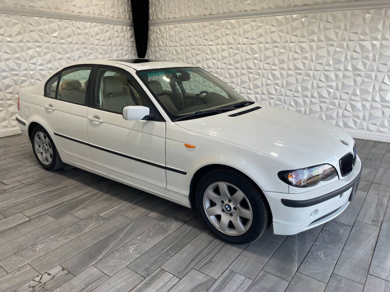 BMW 325i