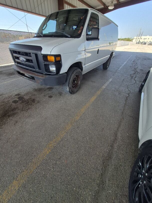 Ford E-250