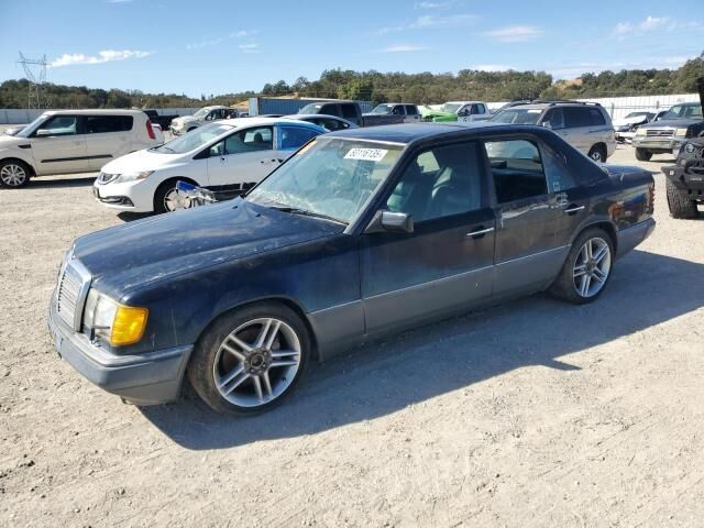 Mercedes-Benz 400