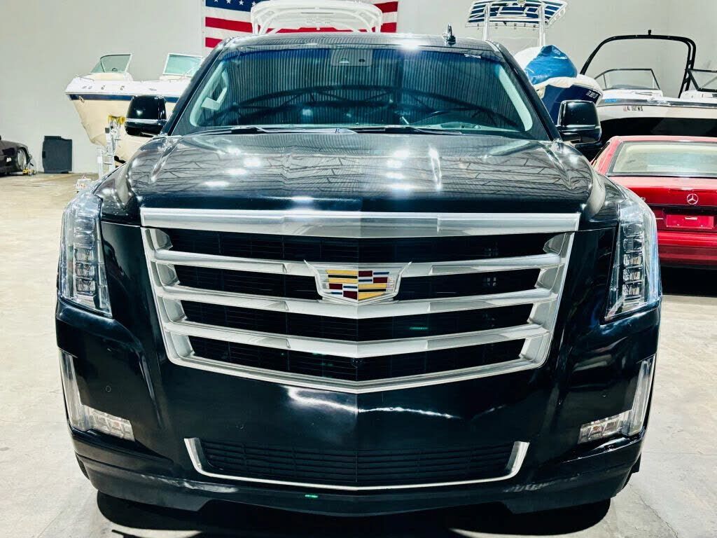 2019 CADILLAC Escalade