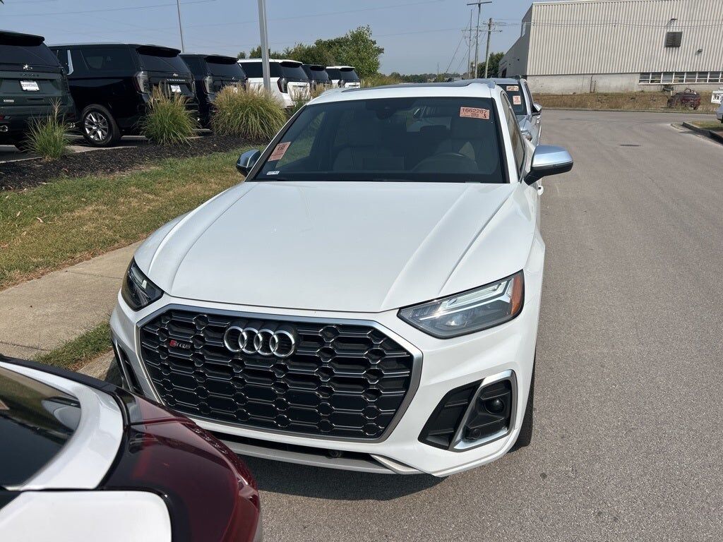 2022 AUDI SQ5