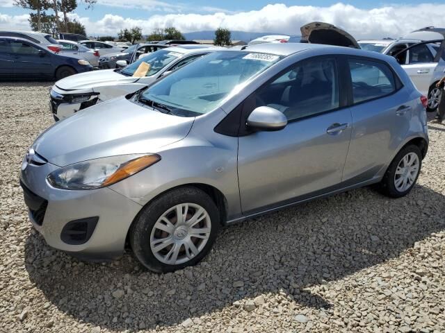 Mazda Mazda2