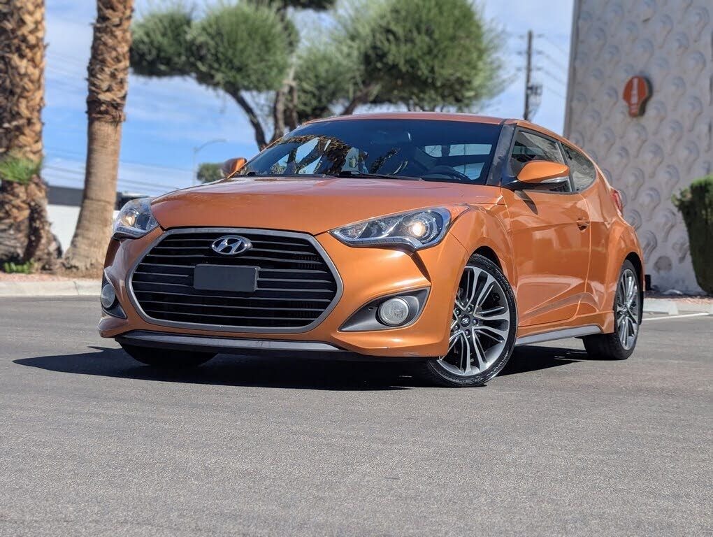 Hyundai Veloster