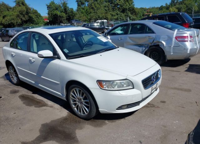 Volvo S40