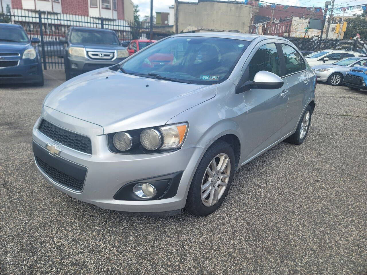 2012 CHEVROLET Sonic