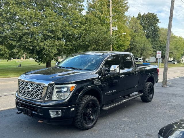 Nissan Titan