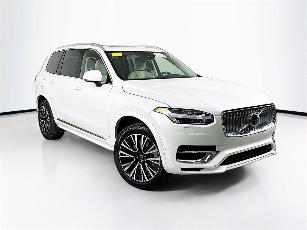 2025 VOLVO XC90