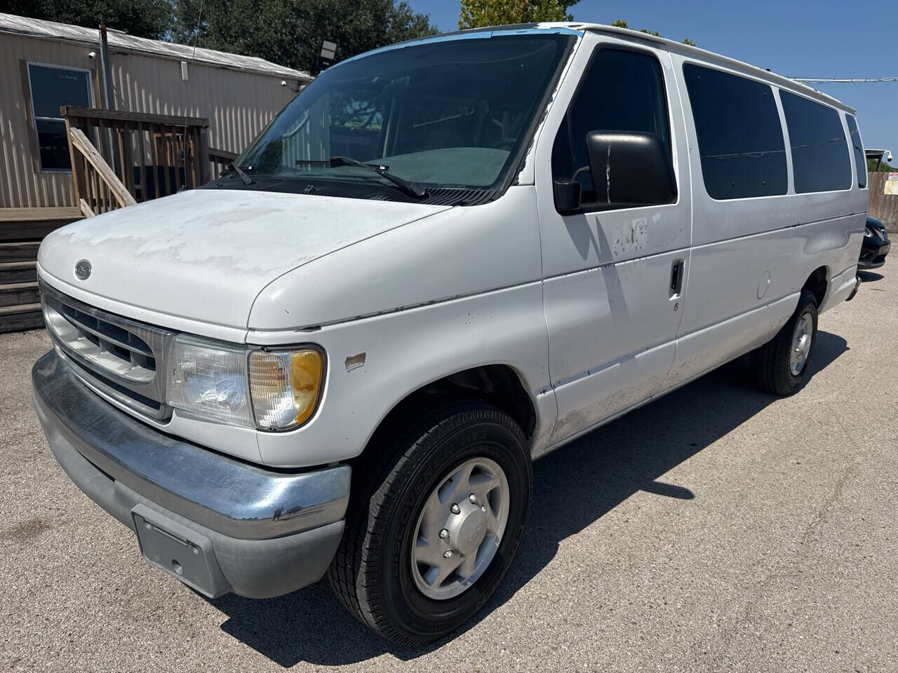 Ford E-350