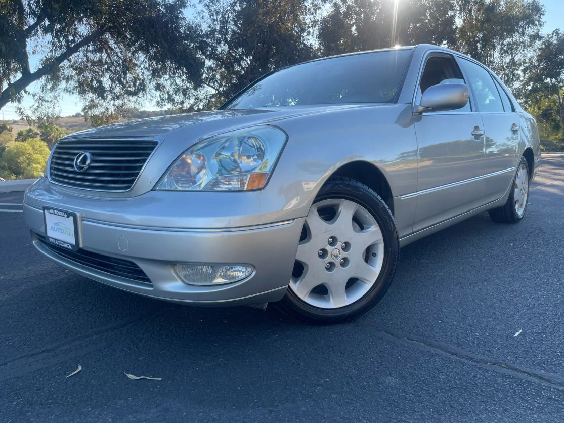 Lexus LS