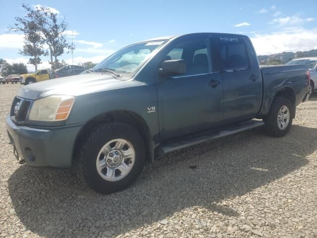 Nissan Titan