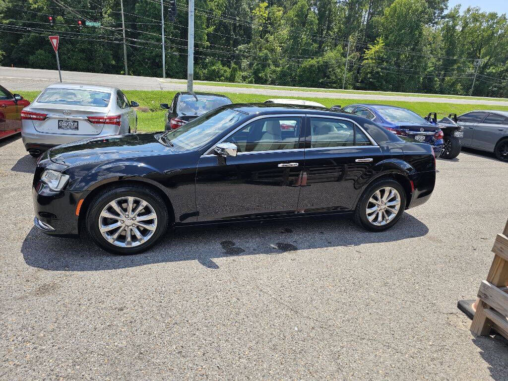 2018 CHRYSLER 300