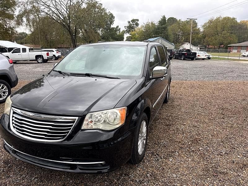 2014 CHRYSLER Town and Country