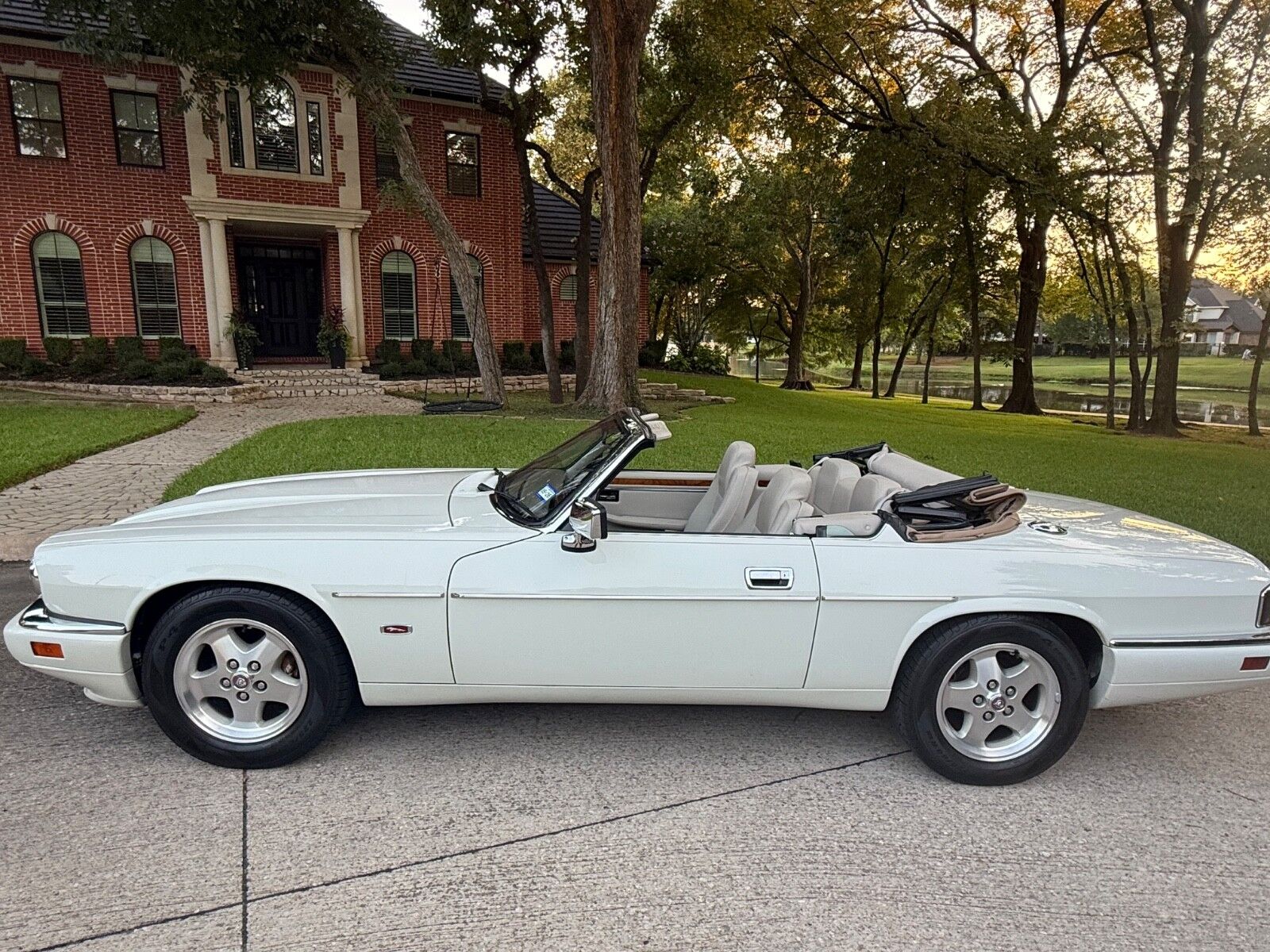 Jaguar XJS