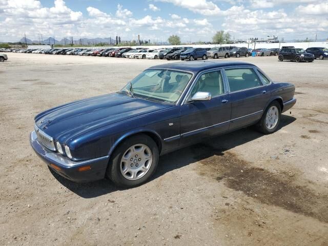 Jaguar Vanden Plas